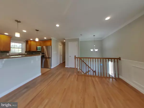 Waldorf, MD 20601,3024 WALNUT LN