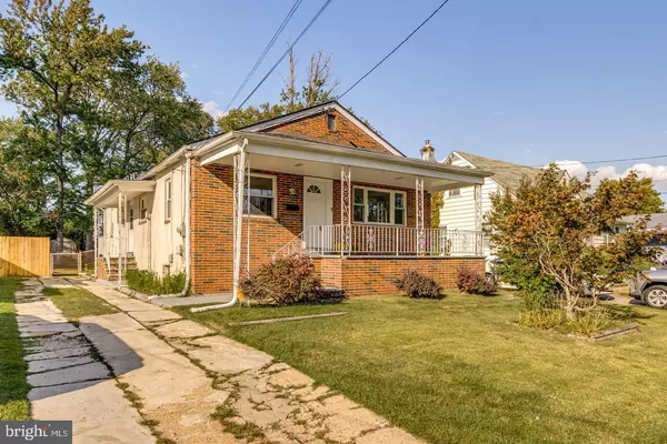 313 E WASHINGTON AVE, Magnolia, NJ 08049