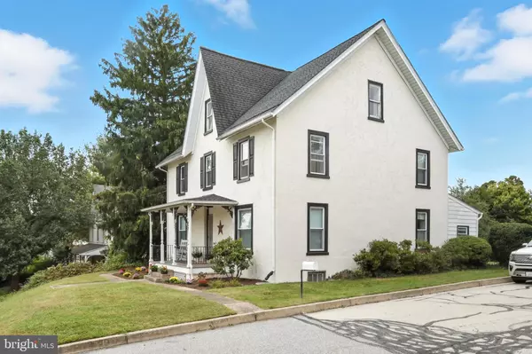 Mont Clare, PA 19453,523 BRIDGE ST