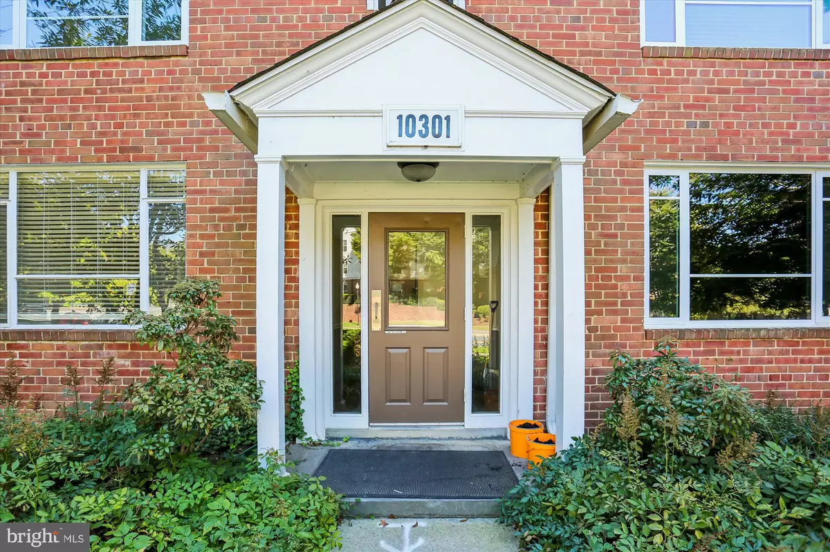 Bethesda, MD 20814,10301 MONTROSE AVE #201