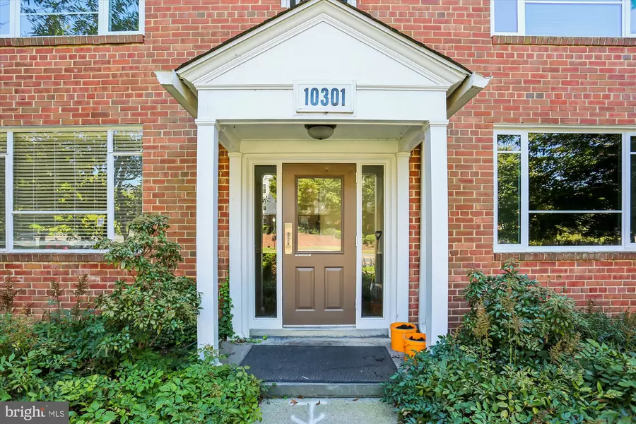 10301 MONTROSE AVE #201, Bethesda, MD 20814