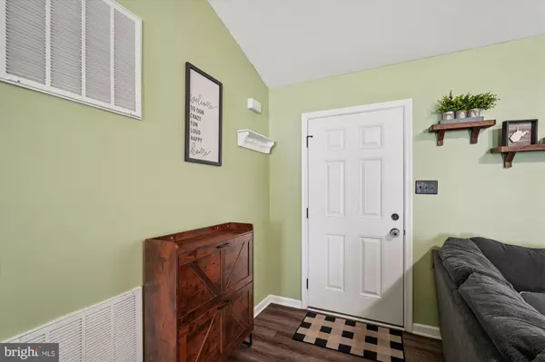 Martinsburg, WV 25403,143 TOULOUSE LN