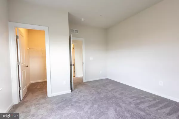 Rockville, MD 20855,16650 CRABBS BRANCH WAY