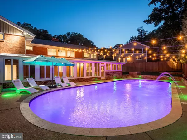1502 MIDDLEBURY DR, Alexandria, VA 22307