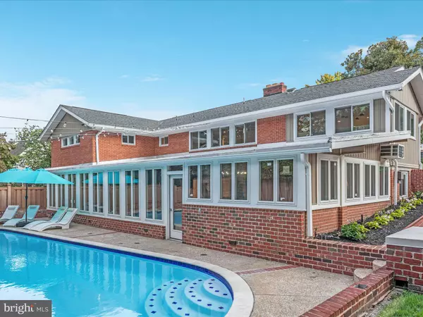 Alexandria, VA 22307,1502 MIDDLEBURY DR