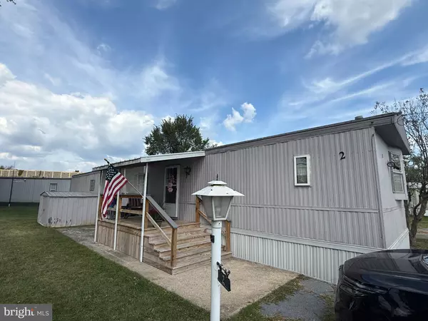 2 CARAVAN CT, Middletown, PA 17057