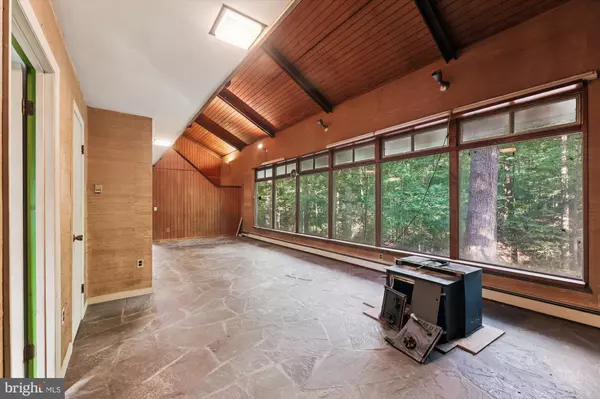 Accokeek, MD 20607,15120 RESERVE RD