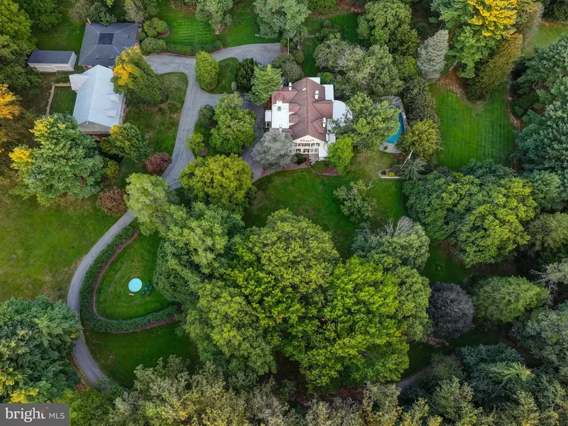 8555 HILL SPRING DR, Lutherville Timonium, MD 21093