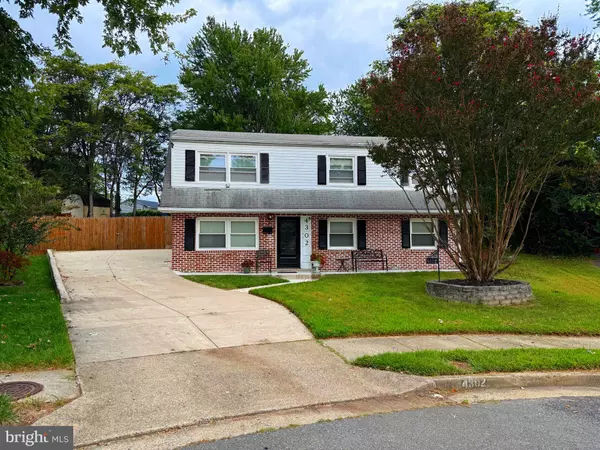 4302 HENDRICKS DR, Woodbridge, VA 22193