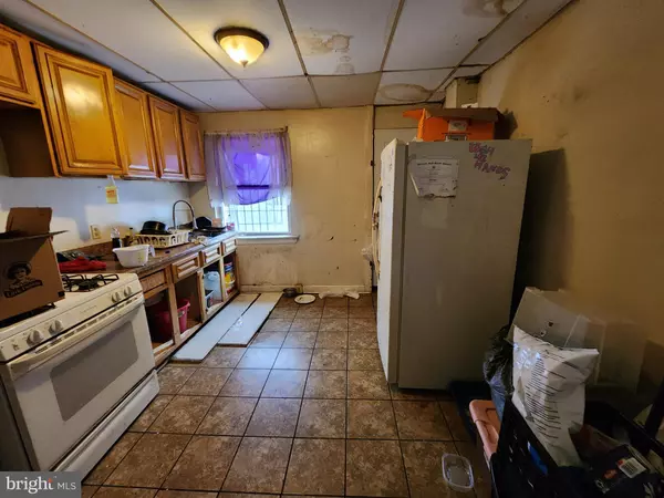 Baltimore, MD 21223,2402 WILKENS AVE