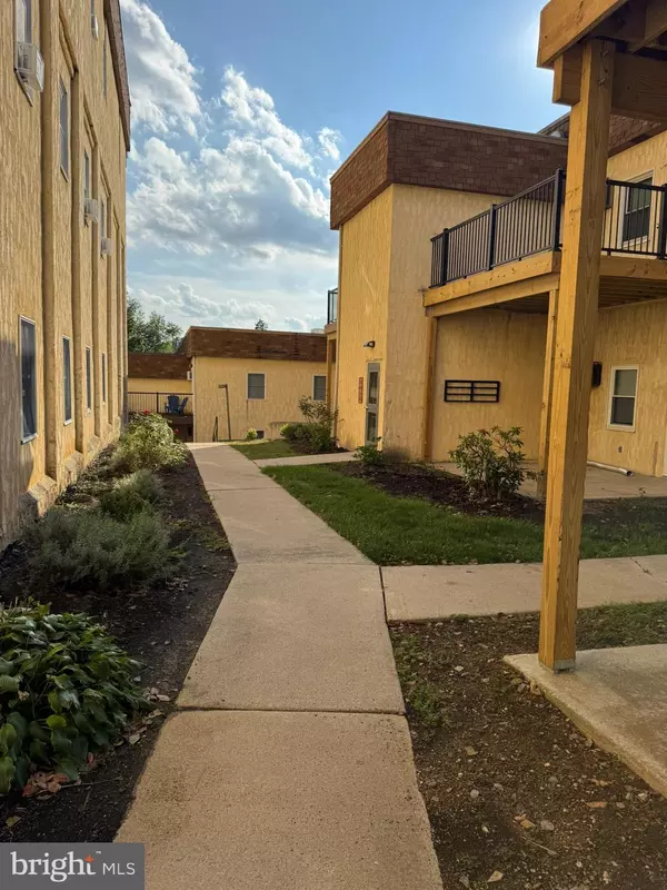 286 W SECOND ST, Waynesboro, PA 17268