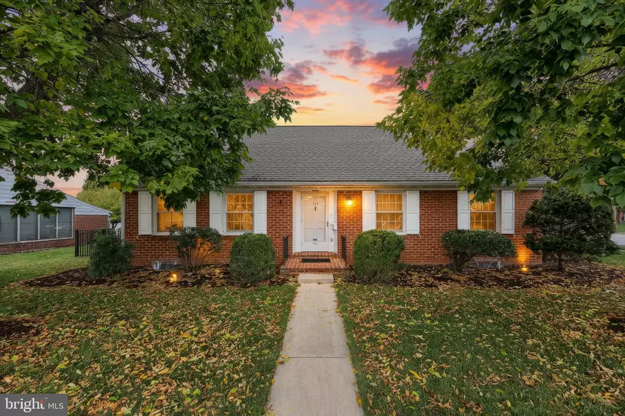 130 SUNSET AVE, Hanover, PA 17331