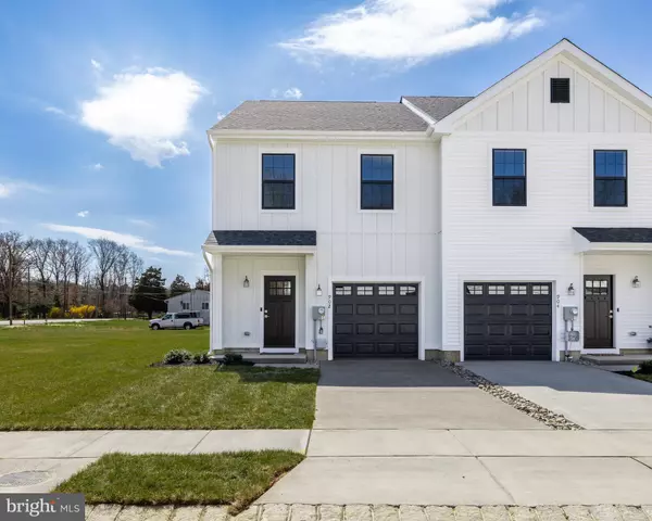 385 N TUCKAHOE RD #972 WOODVIEW COURT, Williamstown, NJ 08094