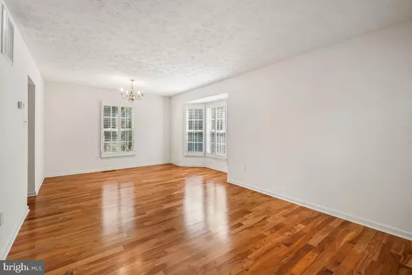 Laurel, MD 20723,9433 ULSTER DR