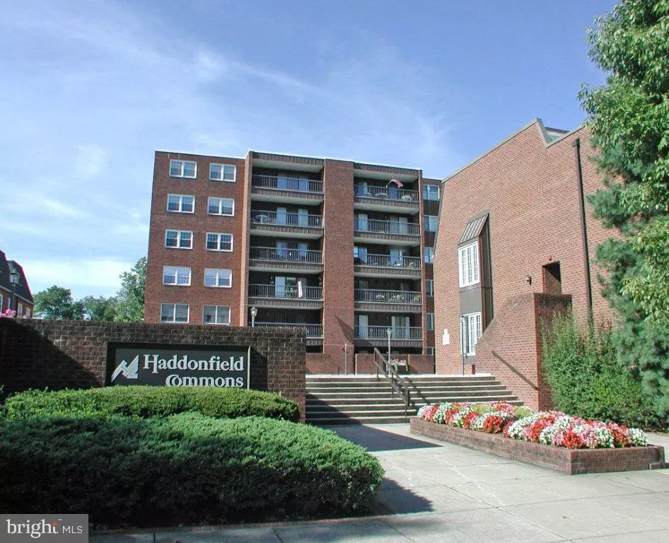 Haddonfield, NJ 08033,209 HADDONFIELD COMMONS #209