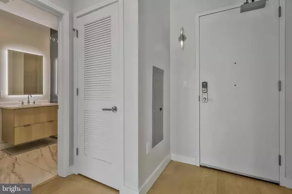 Washington, DC 20005,1224 M ST NW #406