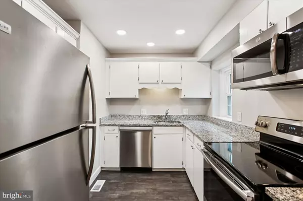 Arlington, VA 22206,4726 29TH ST S #A2