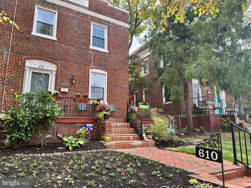 610 RITTENHOUSE ST NW, Washington, DC 20011