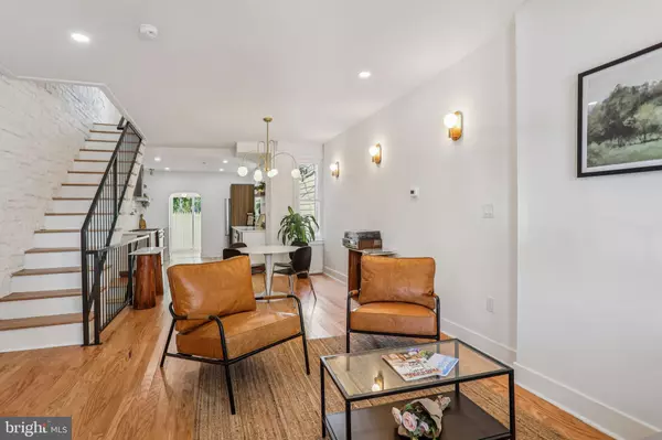 3010 REDNER ST, Philadelphia, PA 19121