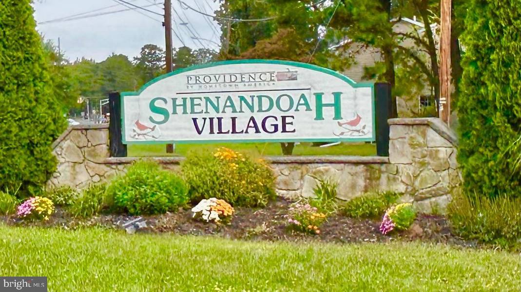 73 HAZELTOP DR, Sicklerville, NJ 08081