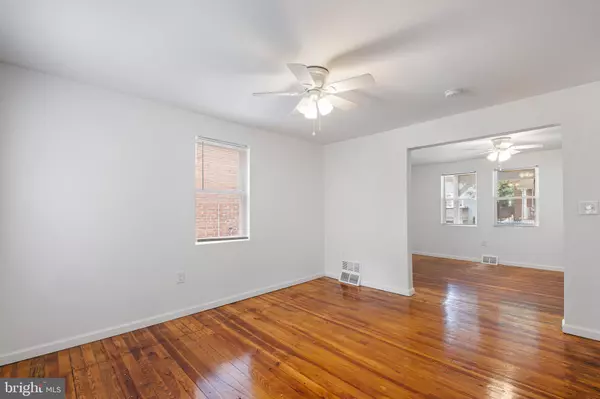 Claymont, DE 19703,26 DENHAM AVE