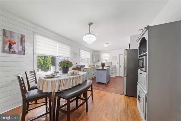 Bellmawr, NJ 08031,312 CREEK RD