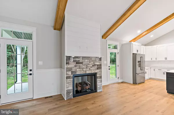 Shepherdstown, WV 25443,11 MISTLETOE LN