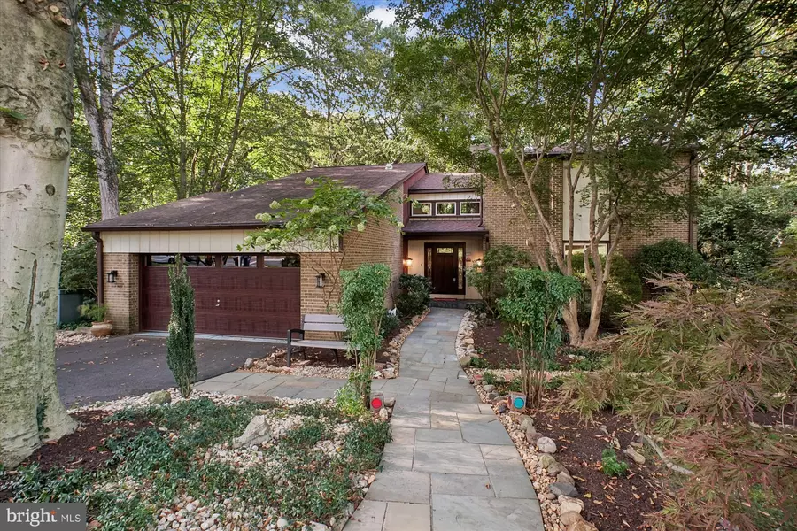 4056 41ST ST N, Mclean, VA 22101