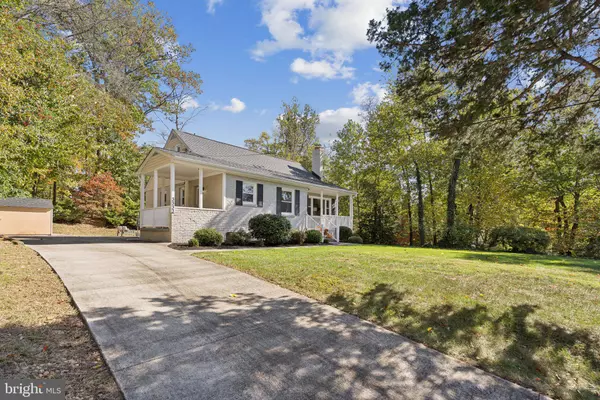 Falls Church, VA 22042,3333 SLADE RUN DR