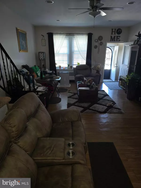 Philadelphia, PA 19138,2204 W CHELTENHAM AVE