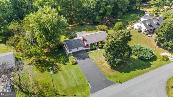 Newark, DE 19702,40 LYRIC DR