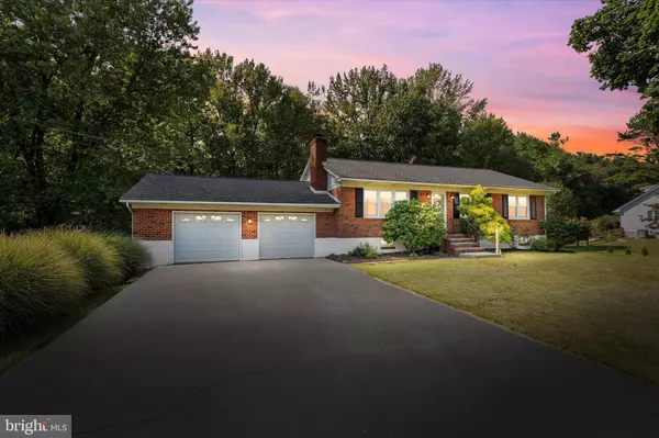 Newark, DE 19702,40 LYRIC DR