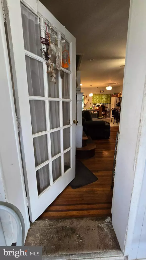 Philadelphia, PA 19138,2043 CONLYN ST