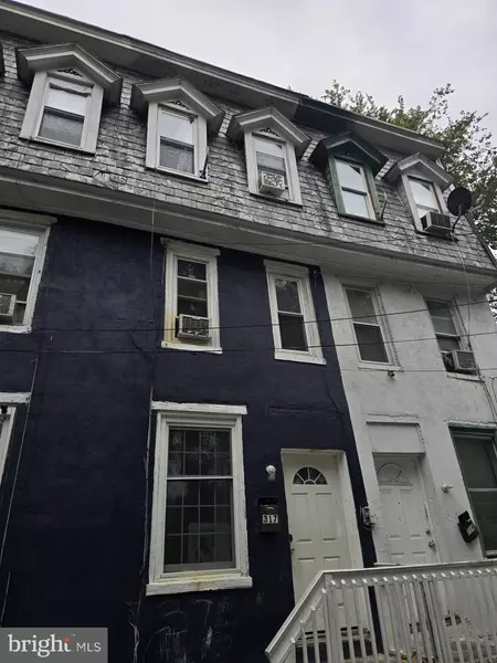 317 EVERGREEN ST, Harrisburg, PA 17104