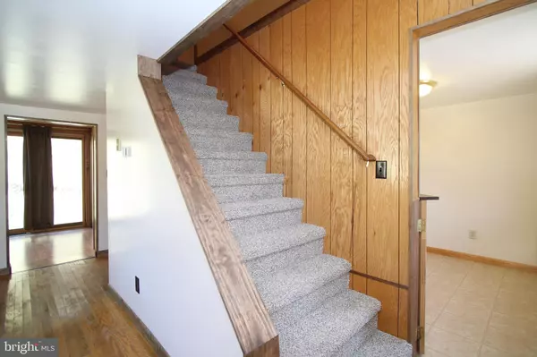 Bellefonte, PA 16823,271 MOOSE RUN RD