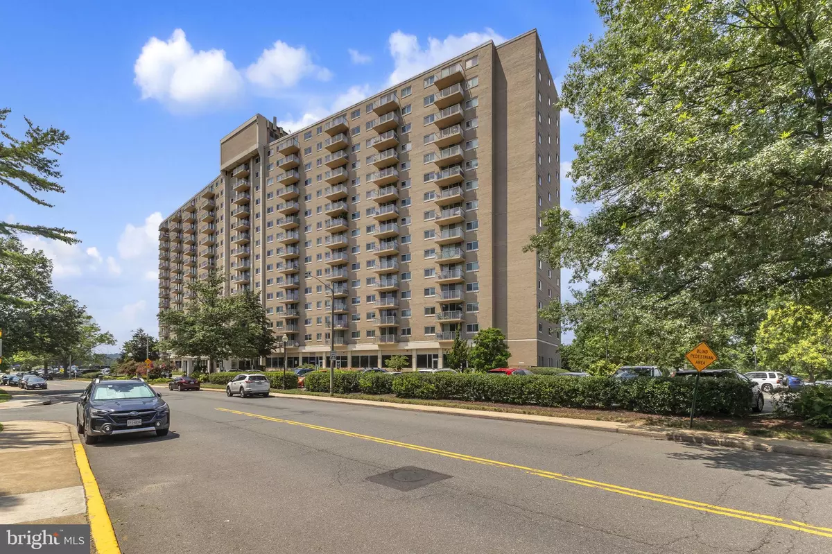 Alexandria, VA 22302,1225 MARTHA CUSTIS DR #914