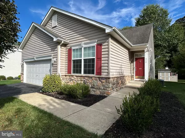 Bear, DE 19701,512 BERGENIA LOOP