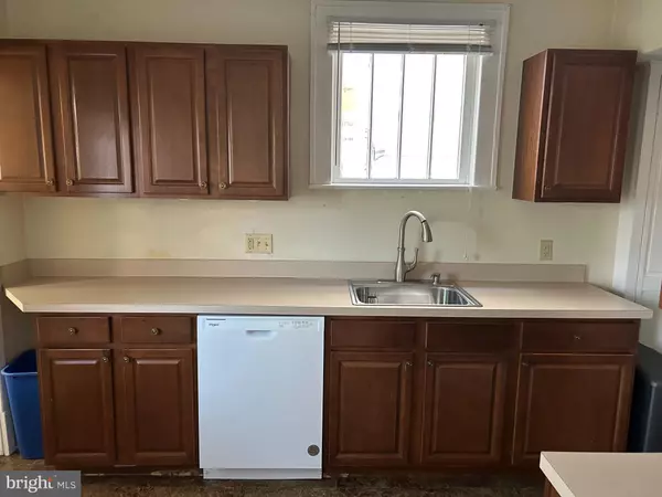 Winchester, VA 22601,113 W MONMOUTH ST
