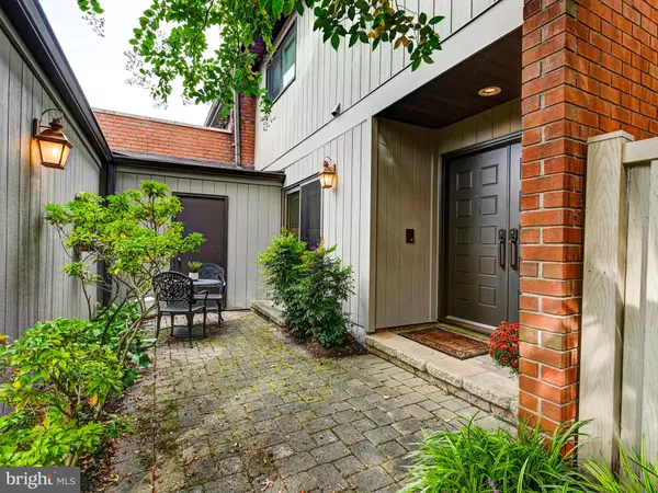 Baltimore, MD 21208,701 OLD CROSSING DR