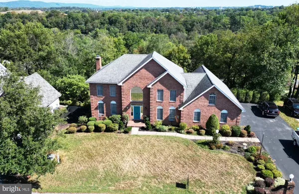29 CHARISMA DR, Camp Hill, PA 17011