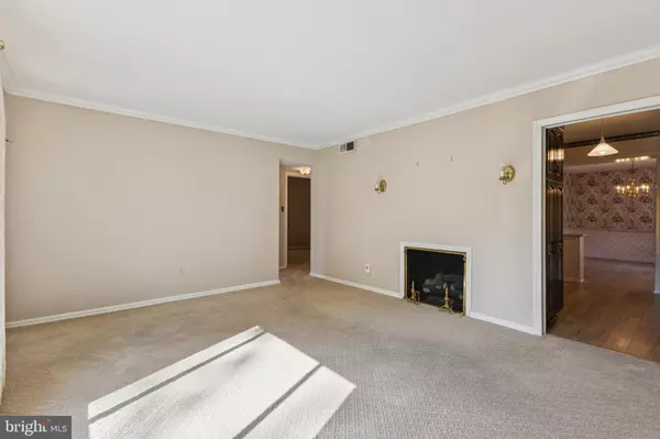 Silver Spring, MD 20902,1523 CREST RD