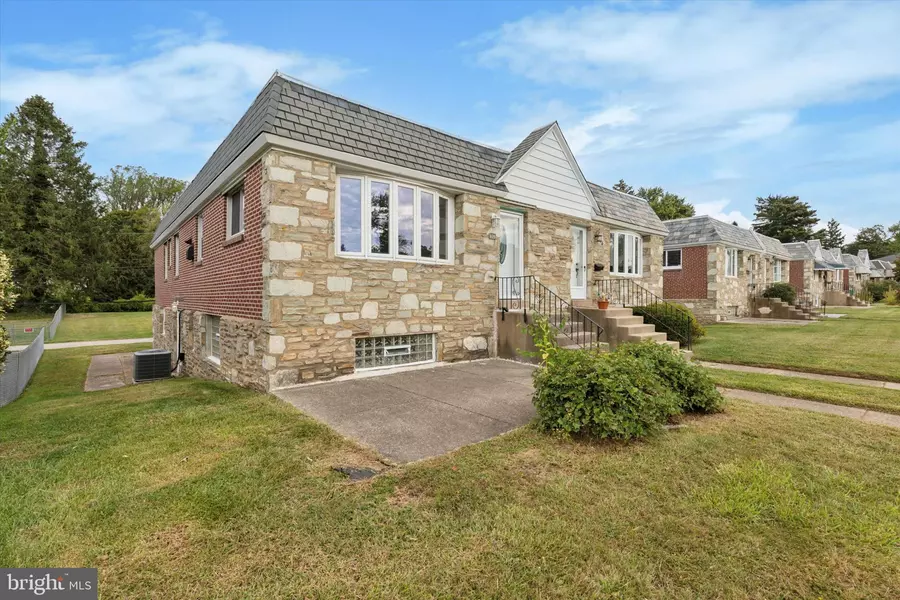 606 WANAMAKER RD, Jenkintown, PA 19046