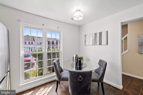 Lorton, VA 22079,7658 STANA CT