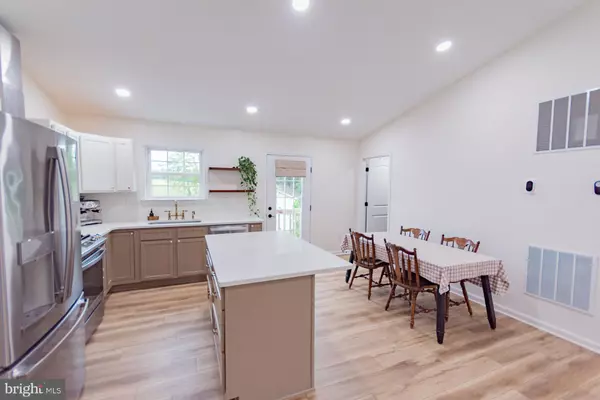 Kearneysville, WV 25430,268 GRANNY SMITH LN