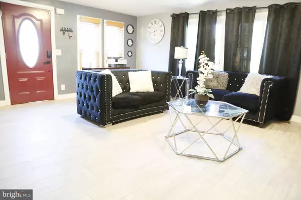 Dumfries, VA 22026,17421 TRIPOLI BLVD