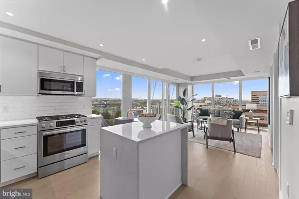 Alexandria, VA 22314,925 N FAIRFAX ST #812