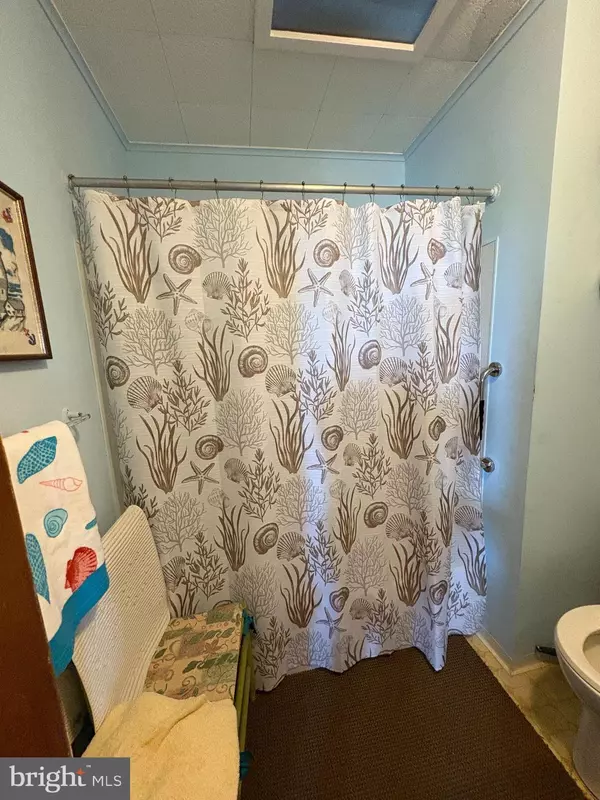 North Wildwood, NJ 08260,616 W SPRUCE AVE