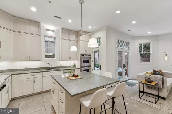 Washington, DC 20016,2915 38TH ST NW