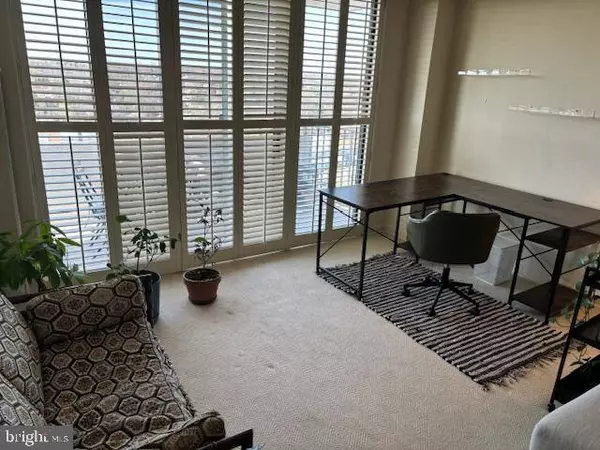 Bethesda, MD 20816,5101 RIVER RD #1911