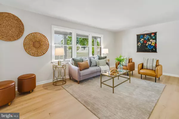 Marlton, NJ 08053,100 OLD COLONY LN